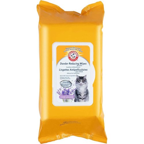 Arm & Hammer gentle cat wipes with lavender & chamomile
